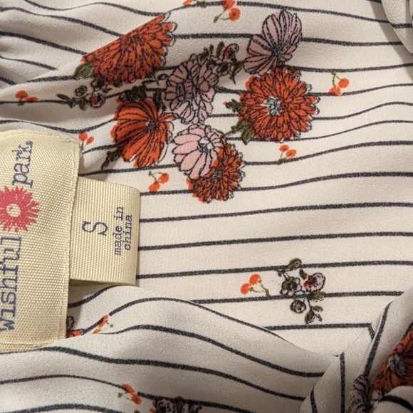 3/$15🧡 Wishful Park Girl's Top - Picture 4 of 11